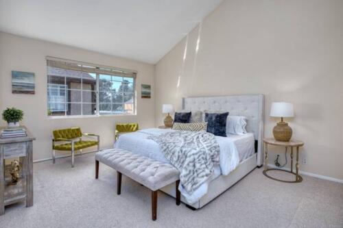 1433-Barry-Ave-302~12