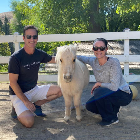 27AAFE35-1859-45A0-9AB4-5B8C7D2E4BC2 2