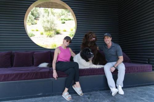 Newfies-Missy-Jason 01